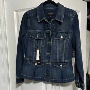 Sz L⭐️NWT Liverpool Trucker Blue Fit and Flare Jean Jacket with Peplum Hem